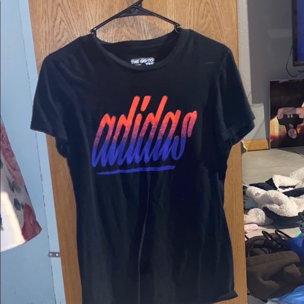 Sports tee